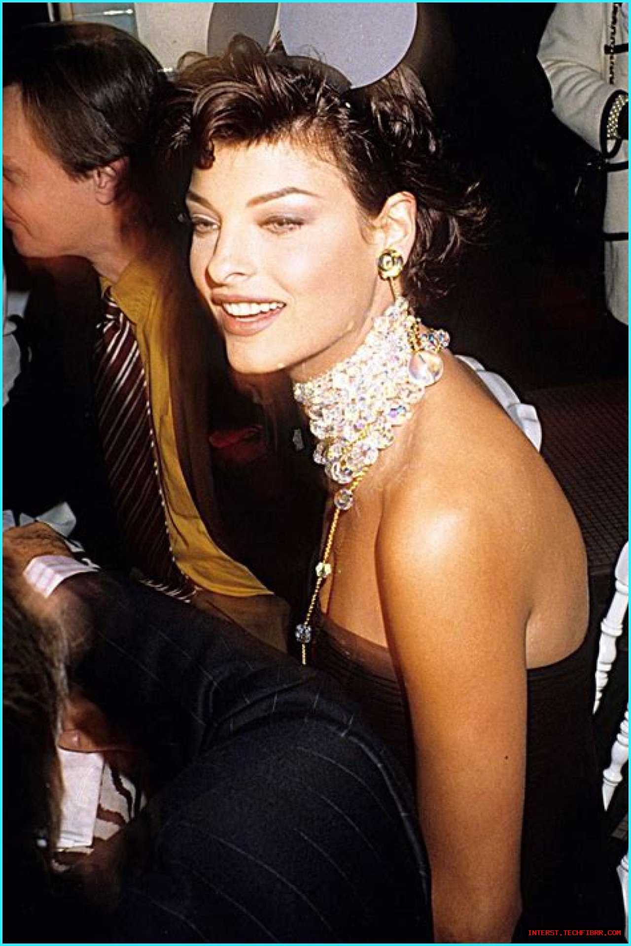 Unveiling The Secrets Behind Linda Evangelista's Iconic Measurements